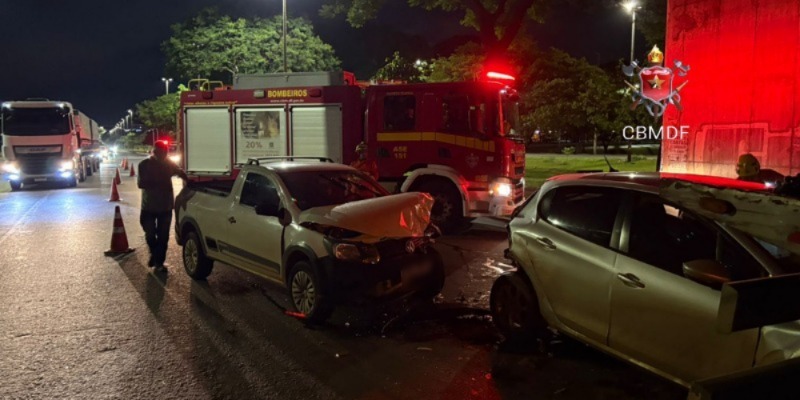 Sinistro na EPIA Sul deixa policial militar ferido após atropelamento