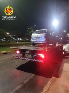 Motorista em zigue-zague é preso por tráfico de drogas e infrações no Cruzeiro Velho