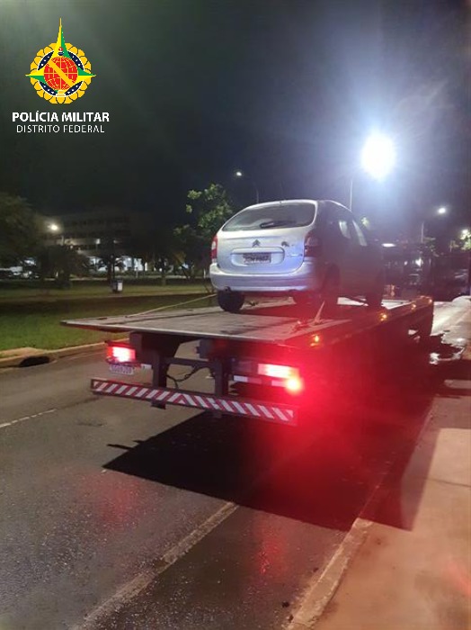 Motorista em zigue-zague é preso por tráfico de drogas e infrações no Cruzeiro Velho