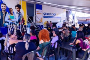 QualificaDF Móvel oferece cursos gratuitos no Cruzeiro