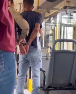 Passageiro é preso por ameaçar menina em MG