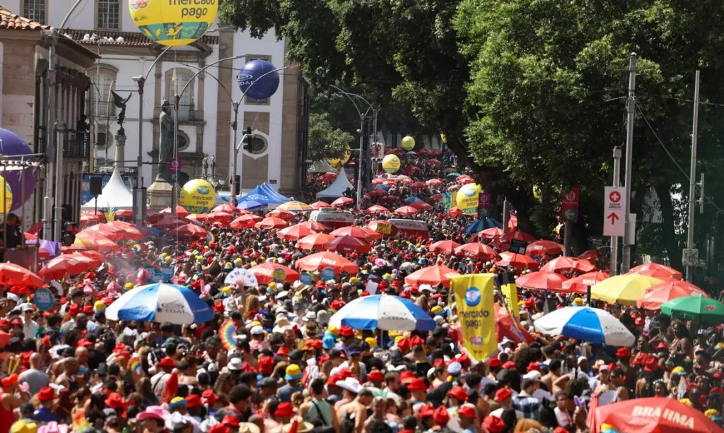 PM do Rio prende 243 pessoas durante Carnaval