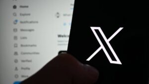 Deputadas acionam Ministério Público e PGR contra X por vídeos que simulam estupro e abuso sexual