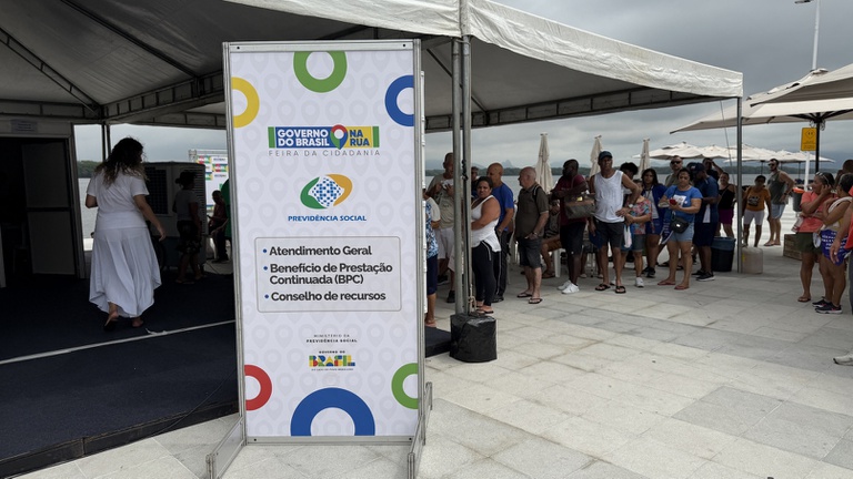 Governo do Brasil atende 241 pessoas com serviços previdenciários em Vitória