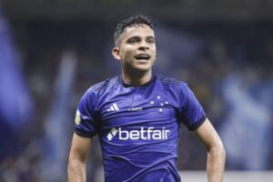 Bruno Rodrigues chega a BH para oficializar retorno ao Cruzeiro - destaque galeria
