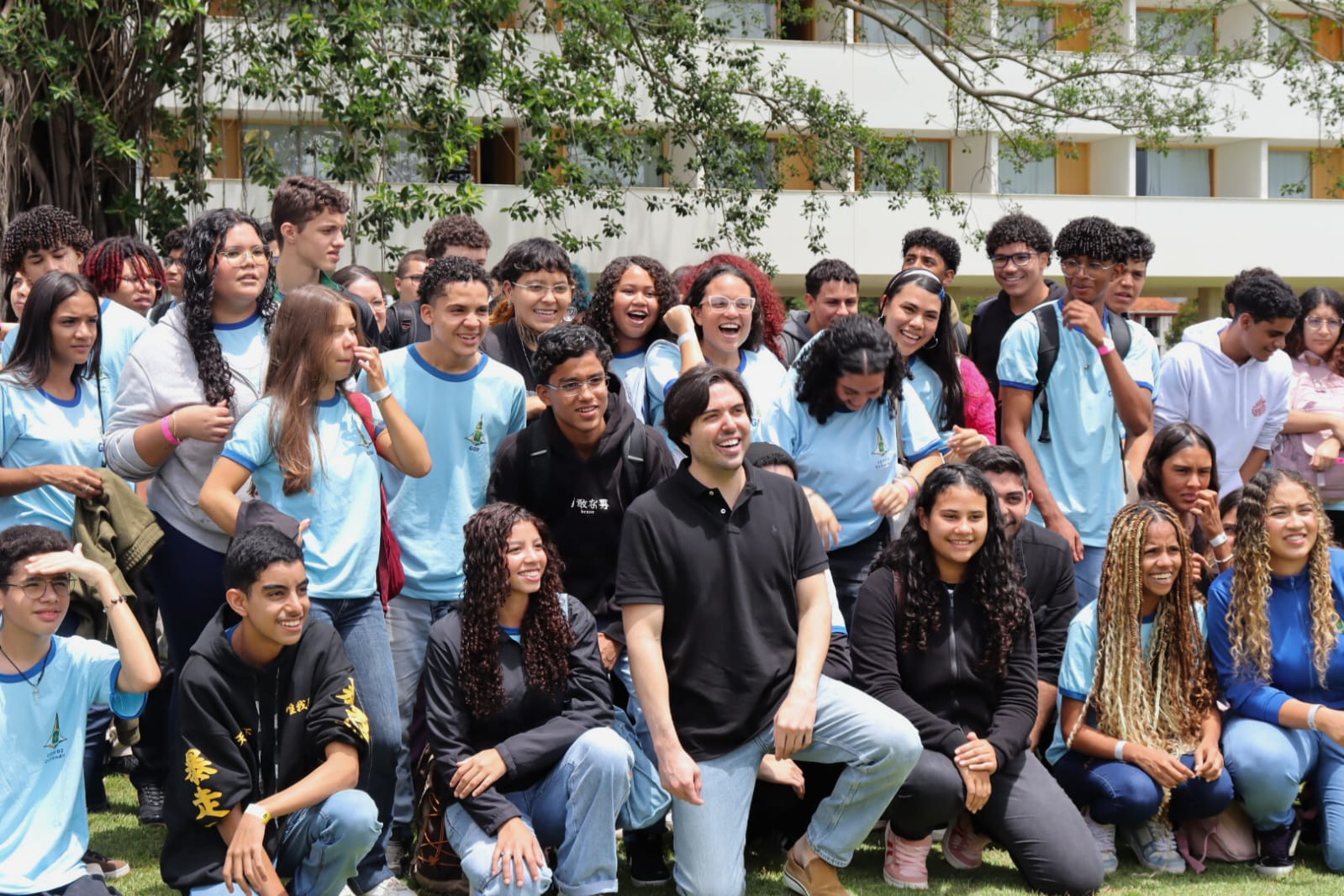 Evento em Ceilândia apresenta carreiras em energias renováveis a 200 jovens
