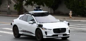 Nova York retira proposta de legalização de serviços de robotáxis