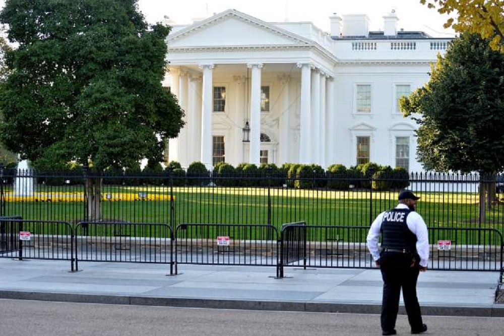 EUA aumenta presença militar no Oriente Médio e pressiona Irã a fechar acordo