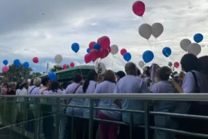 Família se despede da corretora Daiane com sepultamento em Uberlândia; vídeo