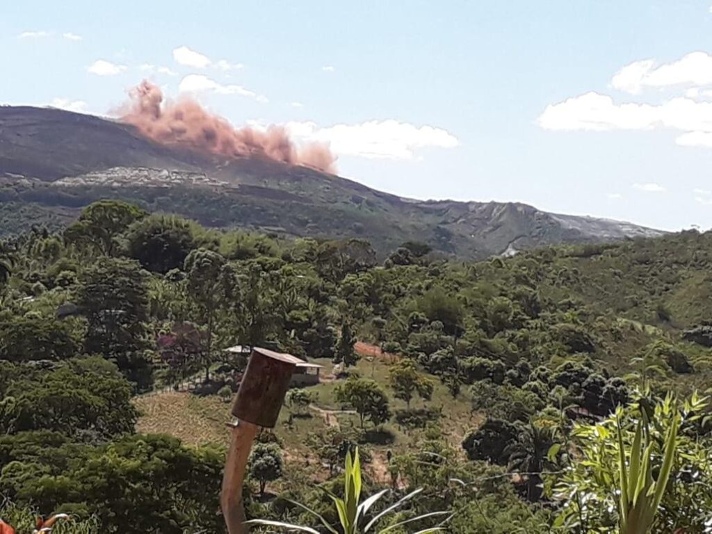 MP-MG vai investigar acionamento de sirene da mineradora Anglo American