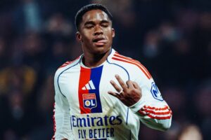 Com Endrick em campo, saiba onde assistir ao Lyon na Copa da França - destaque galeria
