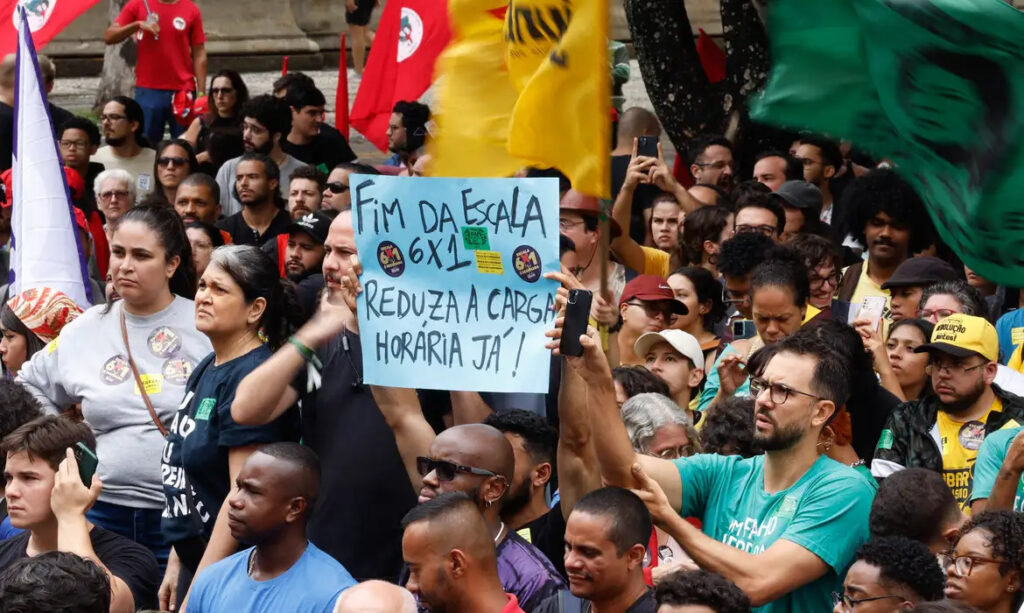 Proposta sobre fim da escala 6×1 deve elevar em 22% custo do trabalho, diz FecomercioSP