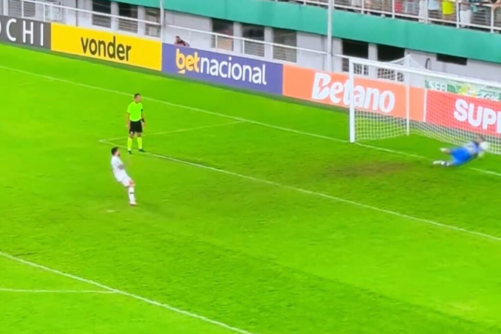 Imagem colorida do goleiro Bruno