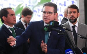 Dizer que vai se arrecadar R$ 30 bilhões com Cide-Bets é uma aberração, diz Motta