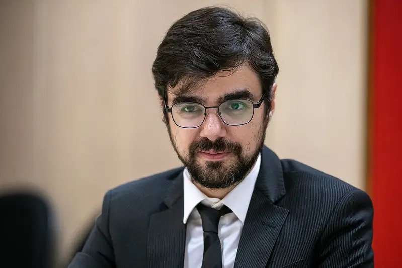 Guilherme Mello criticou tentativa de estimular economia apenas via política monetária em 2019