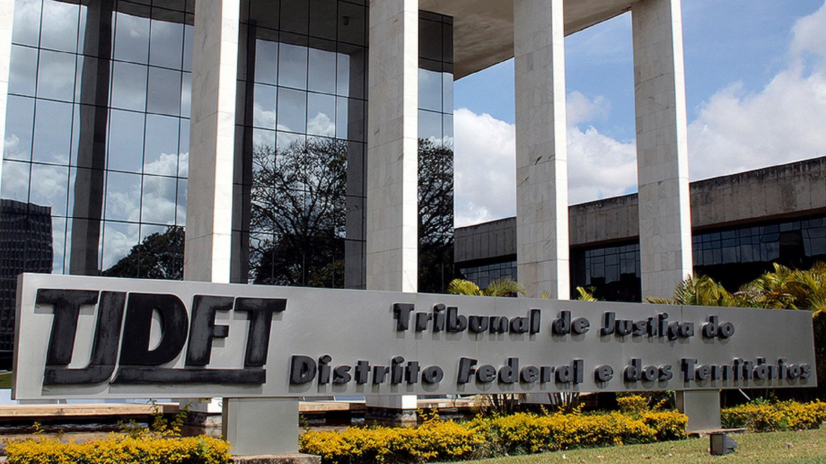 Justiça condena empresas por cobranças indevidas após pagamento de mensalidade