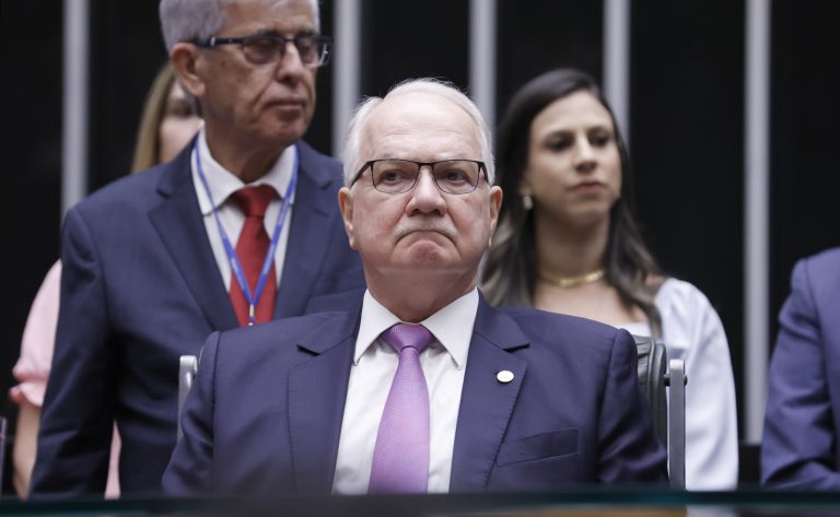 Destinada a inaugurar a 4ª Sessão Legislativa Ordinária da 57ª Legislatura. Ministro do Supremo Tribunal Federal do Brasil, Edson Fachin.