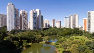 Com hotéis lotados, aluguel de apartamentos chega a R$ 143 mil para os dias de MotoGP em Goiânia