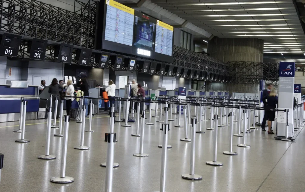 Homem é detido após passar trote de bomba no aeroporto de Guarulhos