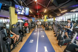 Academias da Bluefit são interditadas em Goiás; saiba o motivo