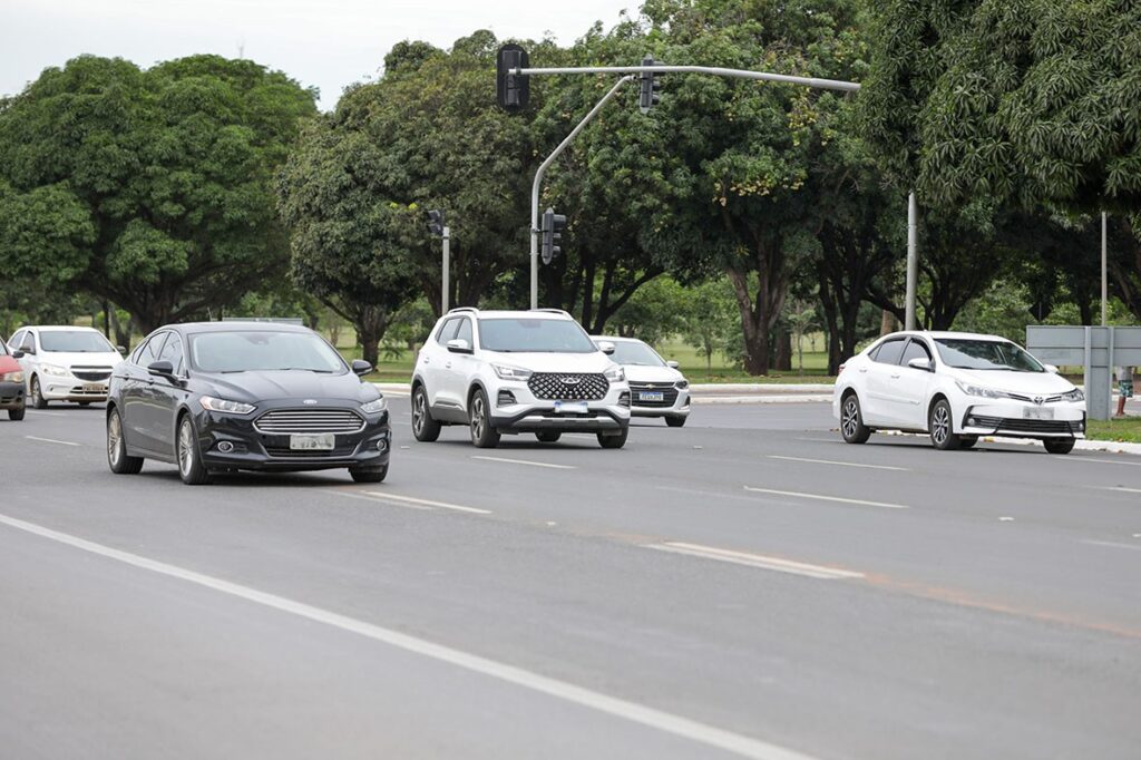 Projeto de Lei agrava penas para veículos com placas violadas