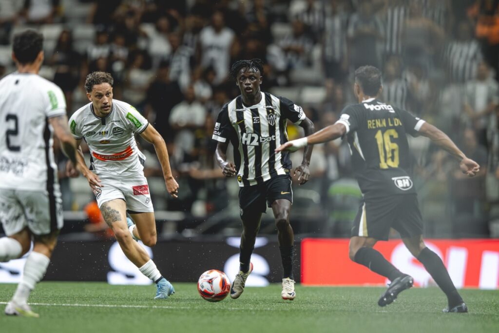 Atlético-MG detalha preparação de jogador muçulmano no Ramadã - destaque galeria
