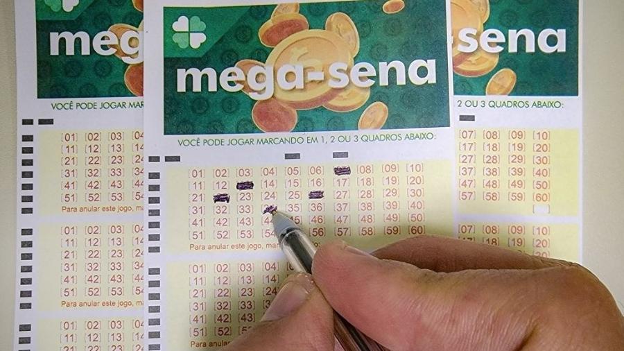Mega-Sena acumula R$ 105 milhões para sorteio deste sábado