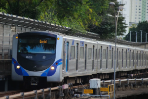 Linhas do metrô de São Paulo têm problemas após falha na 1-azul