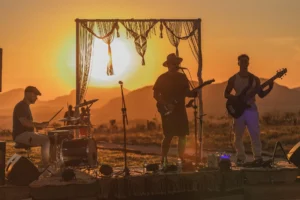 Chapada dos Veadeiros recebe evento de Carnaval alternativo em Alto Paraíso