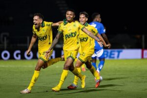 Negueba foi o autor do segundo gol do Leão Caipira