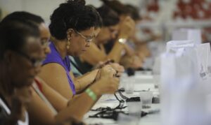 Bolsa Família não reduz participação feminina no mercado de trabalho, diz FMI