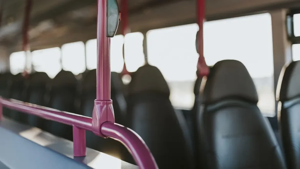 Justiça manda empresa de ônibus restituir usuários de aumento no trecho Inhumas/Goiânia