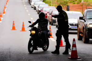Operação Moto Legal remove seis motos em fiscalização na DF-001