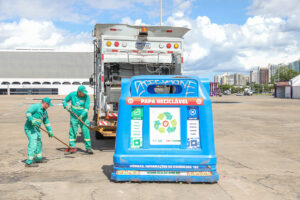 SLU recolhe 29 toneladas de lixo e devolve ruas limpas após o Carnaval 2026