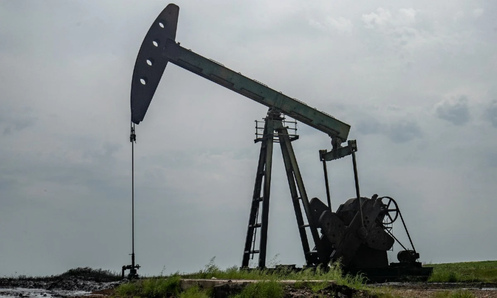 EUA emitem licença para exploração de petróleo na Venezuela, excluindo China e Rússia