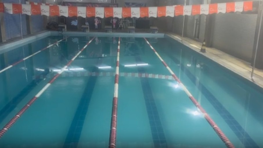 Polícia apura se intoxicação pelo ar após mistura de produtos causou morte de professora em piscina