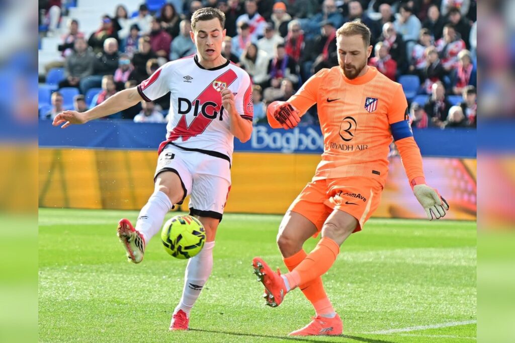 Após golear Barcelona, Atlético de Madrid perde por 3 x 0 para o Rayo - destaque galeria