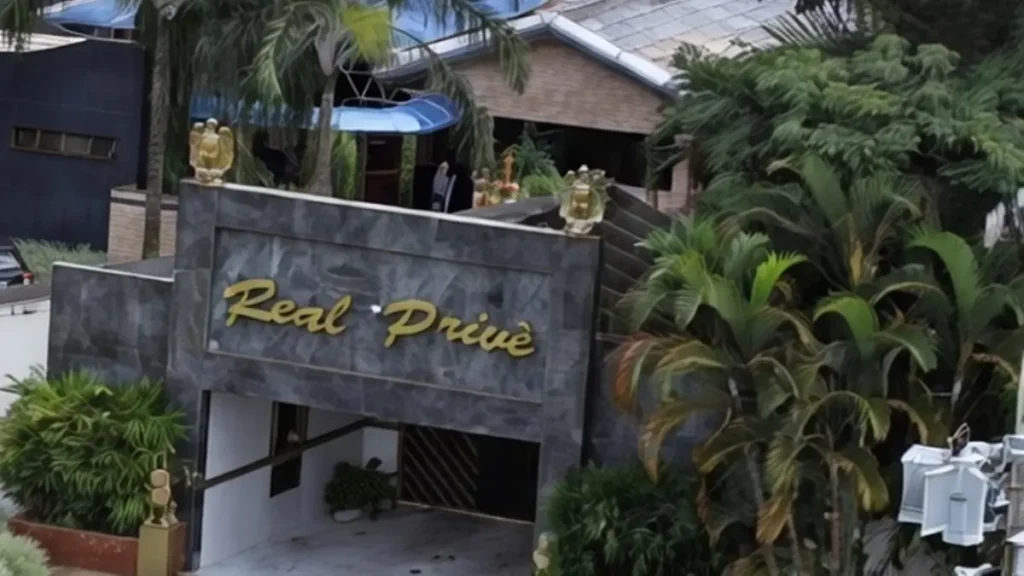 MotoGP: de olho em turistas estrangeiros, casa de entretenimento adulto contrata intérprete e irá atender apenas com reserva