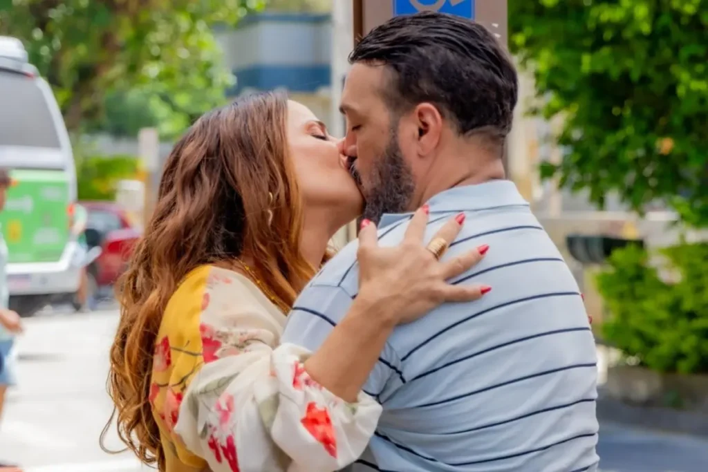 Marido de Viviane Araújo fala de ciúmes após beijo entre ela e Belo