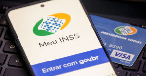 INSS alerta para golpe com app falso que rouba dados bancários