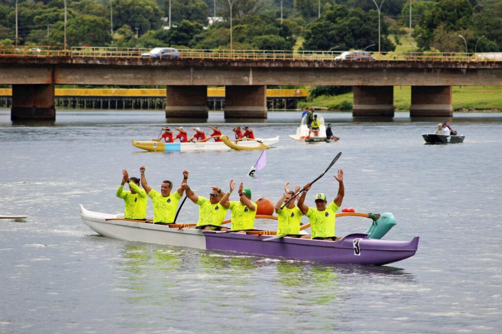 Equipe de atletas com mais de 50 anos supera barreira da idade e conquista títulos na canoagem
