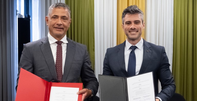 Brasil e Angola assinam acordo de cooperação no setor energético