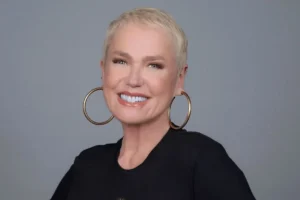 'O Último Voo da Nave': Xuxa anuncia data de novo show