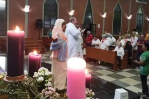 Igrejas de Goiânia celebram a 'Missa do Perfume'; veja significado