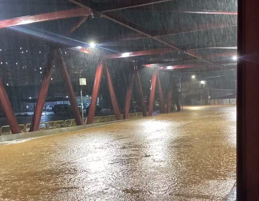 Governo antecipa benefícios do INSS para 172 mil mineiros em áreas de calamidade