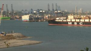 Agência marítima da ONU convoca reunião extraordinária sobre Ormuz