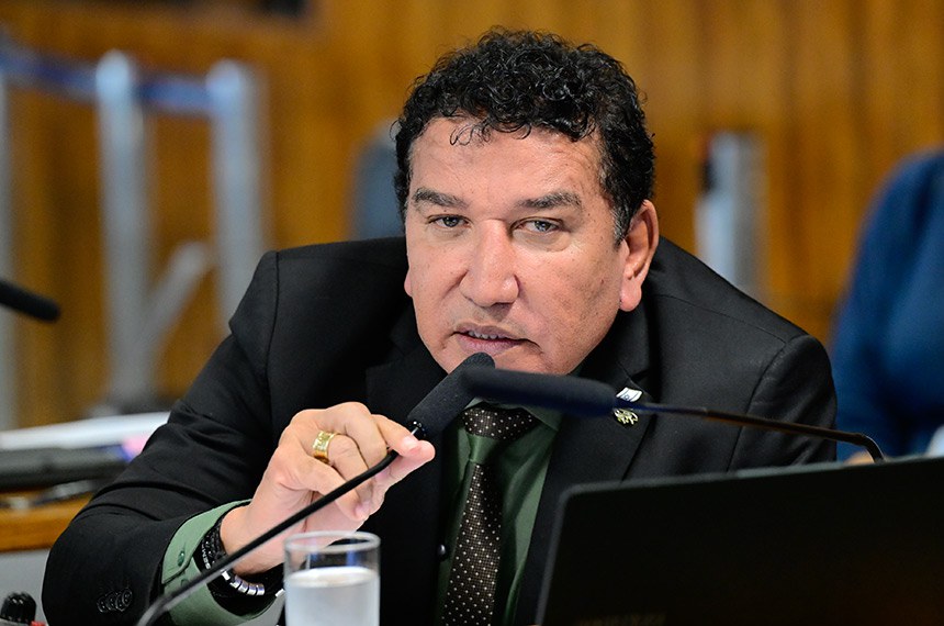 Senador Magno Malta critica decisão do STF sobre CPMI do INSS