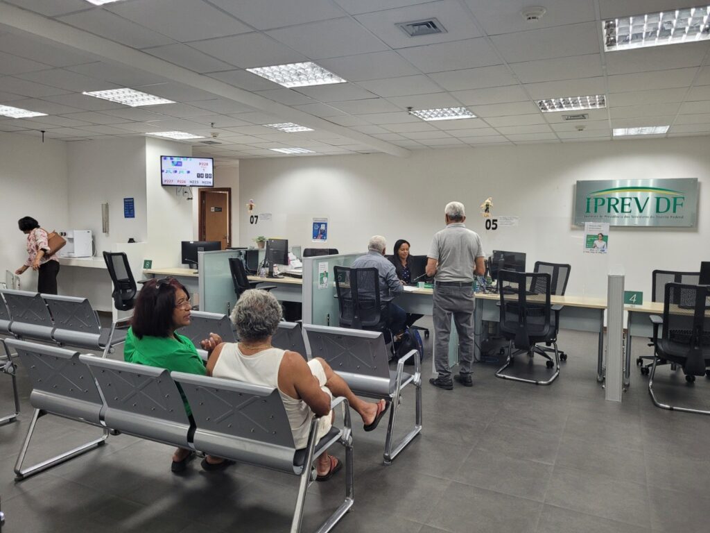 CLDF aprova crédito de R$ 765 milhões para aposentados e pensionistas