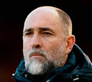 Tottenham demite técnico com apenas dois meses de trabalho