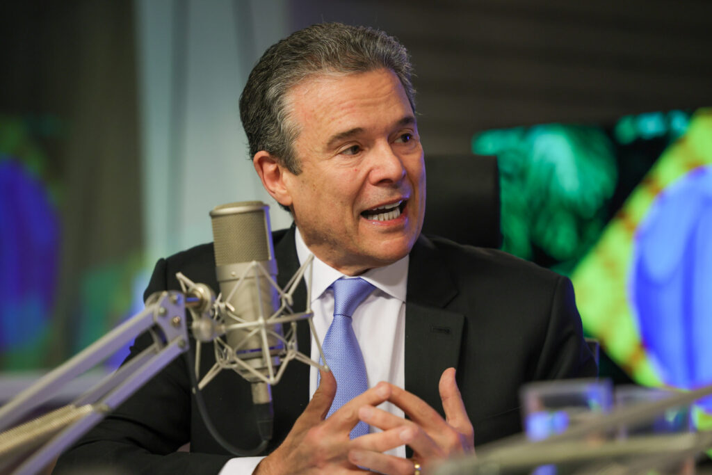 Ministro André de Paula fortalece comércio de pescado brasileiro nos EUA